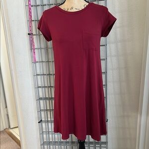 Heart & Hips Casual Pocket T-Shirt Dress in Wine EUC.